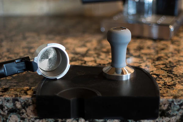 Crema Pro Tamper Mat Overhang