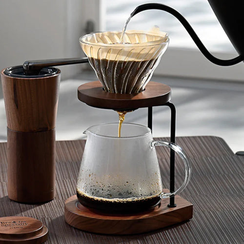 Hario V60 Glass Dripper Walnut - BeanBurds Brewing Gadgets Walnut Coffee Dripper