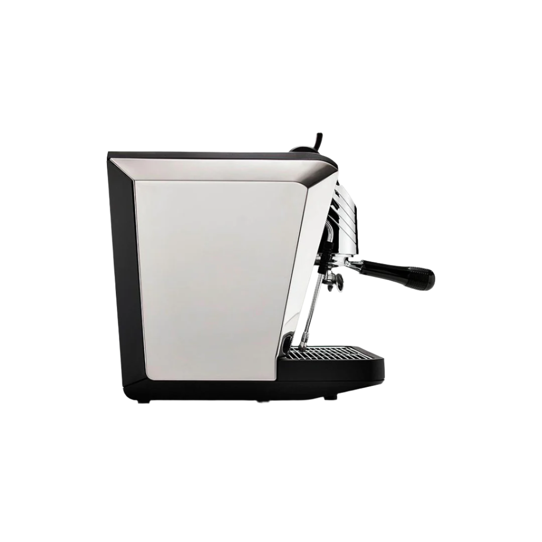 Nuova Simonelli Oscar II - BeanBurds Al Menhaz Black Coffee Machine