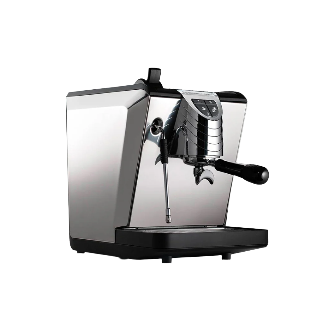 Nuova Simonelli Oscar II - BeanBurds Brewing Gadgets Black Coffee Machine