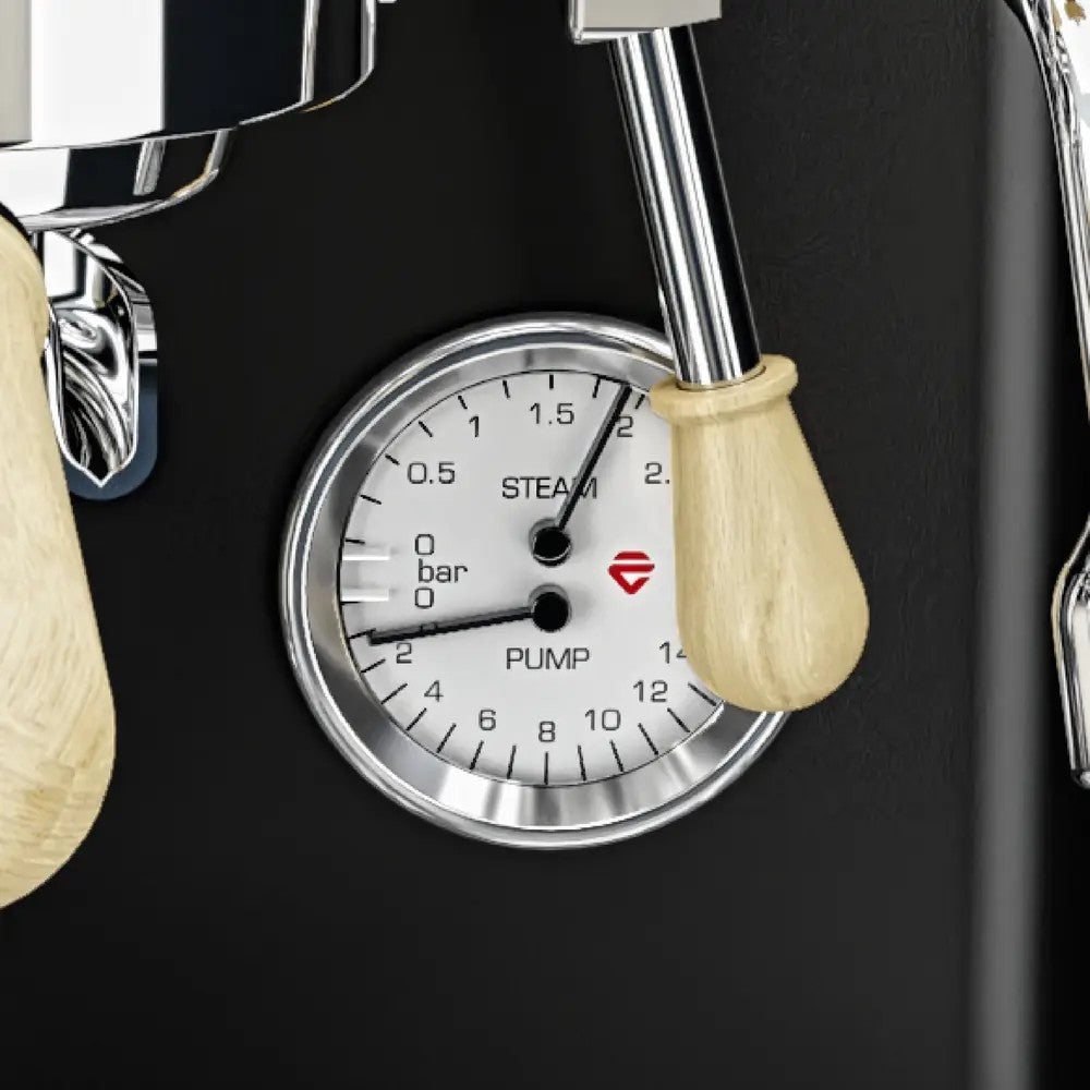 The Bianca twin pressure gauges and maple steam knob on the black finish, official photography