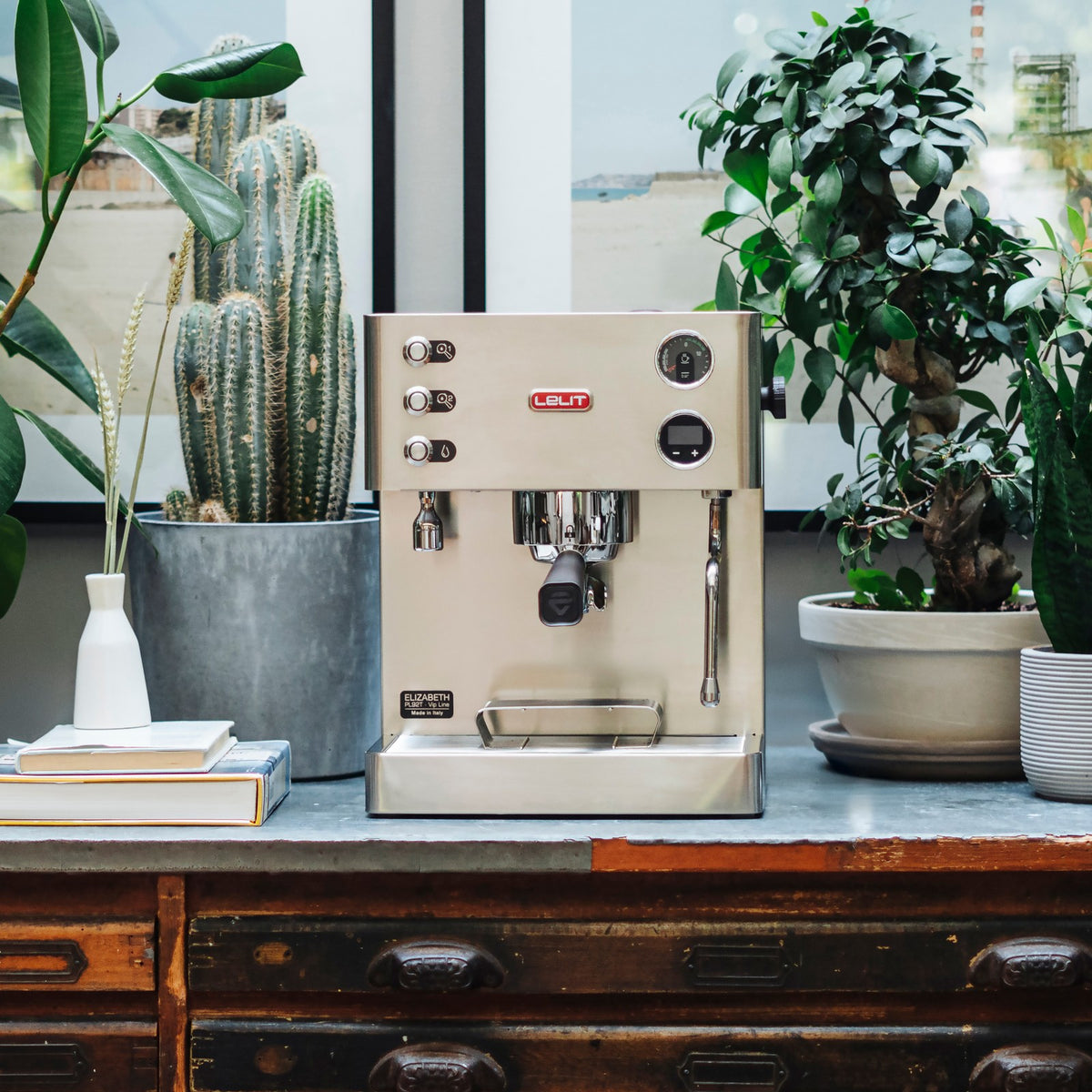 Lelit Elizabeth in brushed stainless steel with the LELIT58 portafilter locked in, official photography