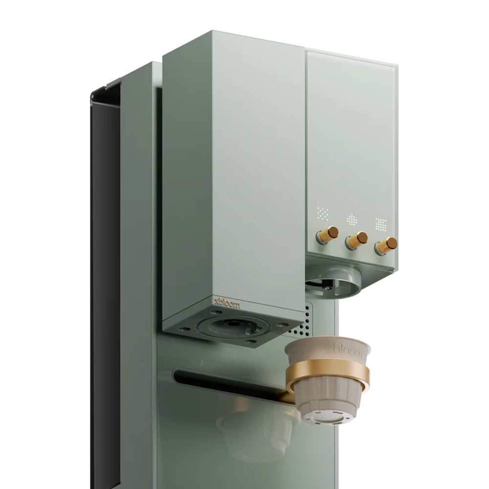 xBloom Studio in Green-Gold, three-quarter view
