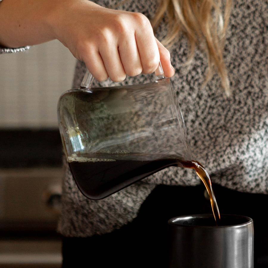 Fellow Mighty Small Glass Carafe - BeanBurds CoffeeDesk Server