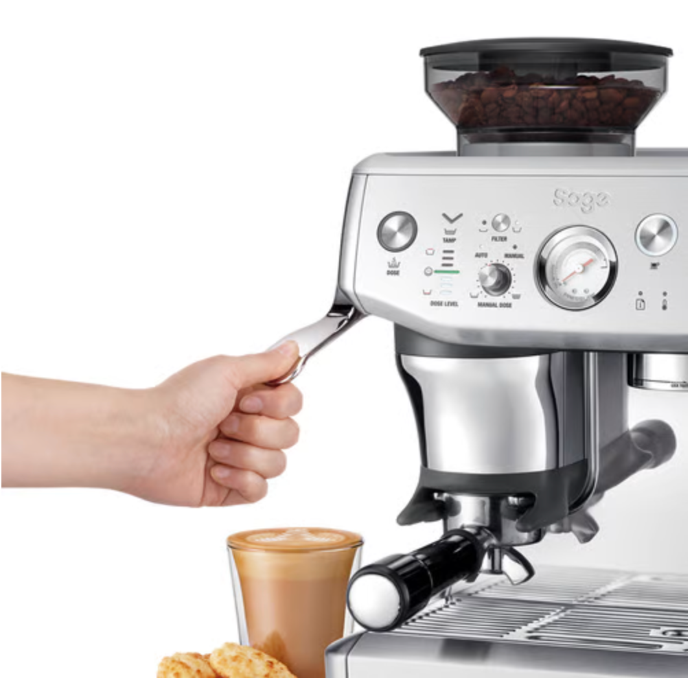 Sage the Barista Express Impress front panel with the pressure gauge, grind size dial and control buttons, official photography